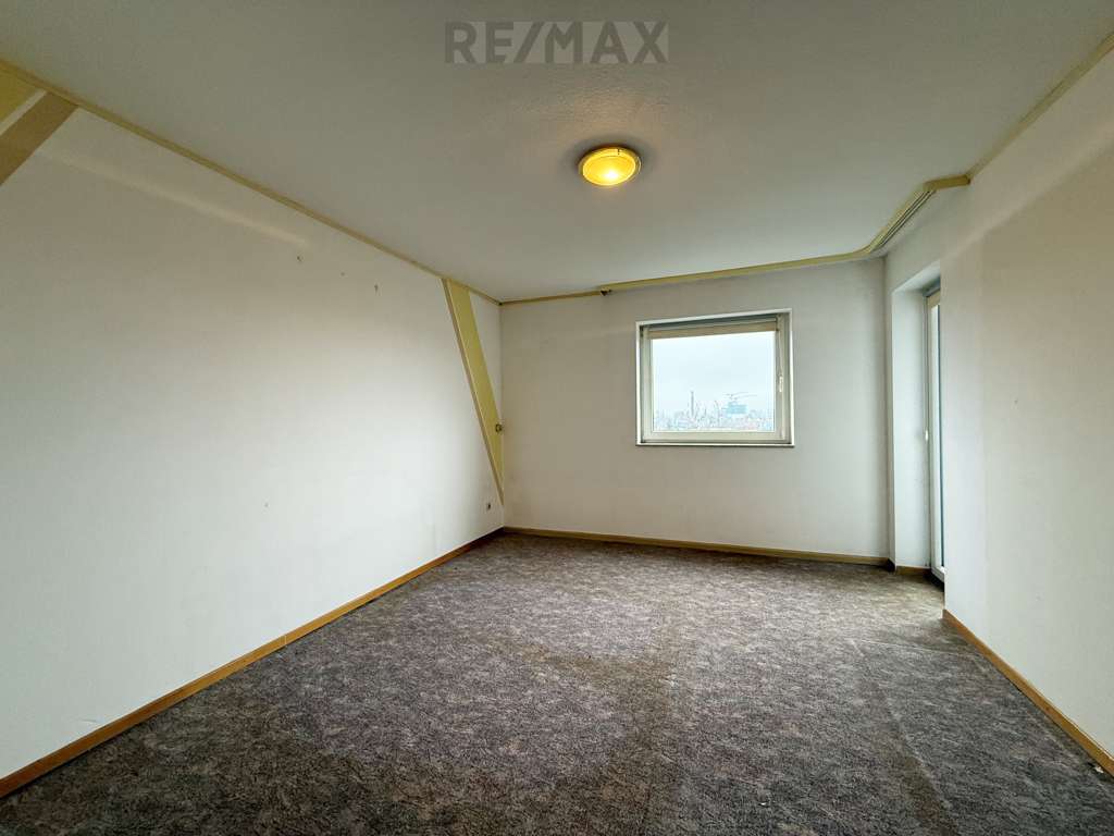 Immobilie in Hattersheim - Gut geschnittene Wohnung mit Balkon und Garage in Hattersheim-Okriftel - Bild 2