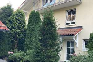Sonnige DHH in Straßlach-Dingharting – Die vollständige Adresse der Immobilie erhältst du vom Anbieter., 82064 Straßlach-Dingharting – Vorschaubild 1