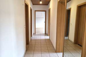 BEREITS FREI: HELLE 3-4 ZIMMER WOHNUNG MIT BALKON UND GARAGE IN ESSEN-BURGALTENDORF ZU VERKAUFEN... – Kohlenstraße 66, 45289 Burgaltendorf, Essen – Vorschaubild 6