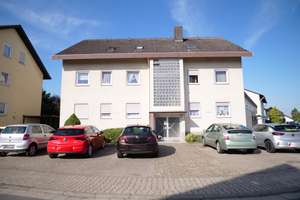 Attraktives 7-Parteienhaus mit kleinem Laden in zentraler Stadtlage! – Die vollständige Adresse der Immobilie erhältst du vom Anbieter., 65468 Trebur – Vorschaubild 2