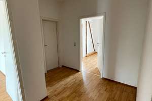 Helle 3-Raum-Wohnung in ruhiger Lage!