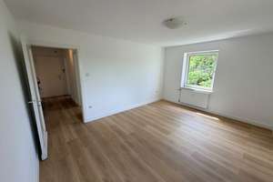 Zentral & absolut ruhig wohnen: Frisch sanierte 3-ZKB mit Balkon in Siegen – Rosterstraße 43, 57074 Siegen, Siegen – Vorschaubild 8