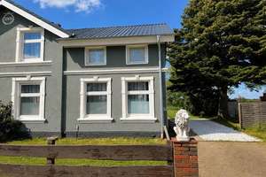 Wohnhaus + Gästehaus mit großen Grundstück in Feldrandlage! Nur 20 Minuten zum Ostseestrand! – Segeberger Straße 0, 23623 Ahrensbök – Vorschaubild 10