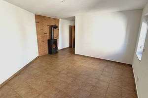 Außergewöhnliche 3-Raum Wohnung mit Kamin, Balkon und Fußbodenheizung