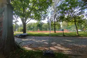 Haus - Garten - Abenteuerspielplatz – Berlin – Vorschaubild 3