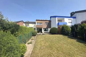 Reihenmittelhaus mit Garage in attraktiver Lage von Bielefeld-Sennestadt – Die vollständige Adresse der Immobilie erhältst du vom Anbieter., 33689 Sennestadt, Bielefeld – Vorschaubild 4