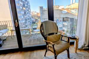 Sanft von der Sonne umspielte, traumhafte Drei- Zimmer- Wohnung in Berlin- Mitte