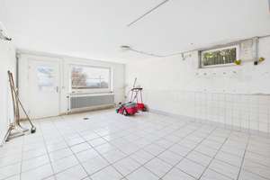 Seltene Gelegenheit am Rebenring: Einfamilienhaus mit traumhaftem Grundstück & spektakulärem Blick! – Die vollständige Adresse der Immobilie erhältst du vom Anbieter., 84032 Altdorf – Vorschaubild 18