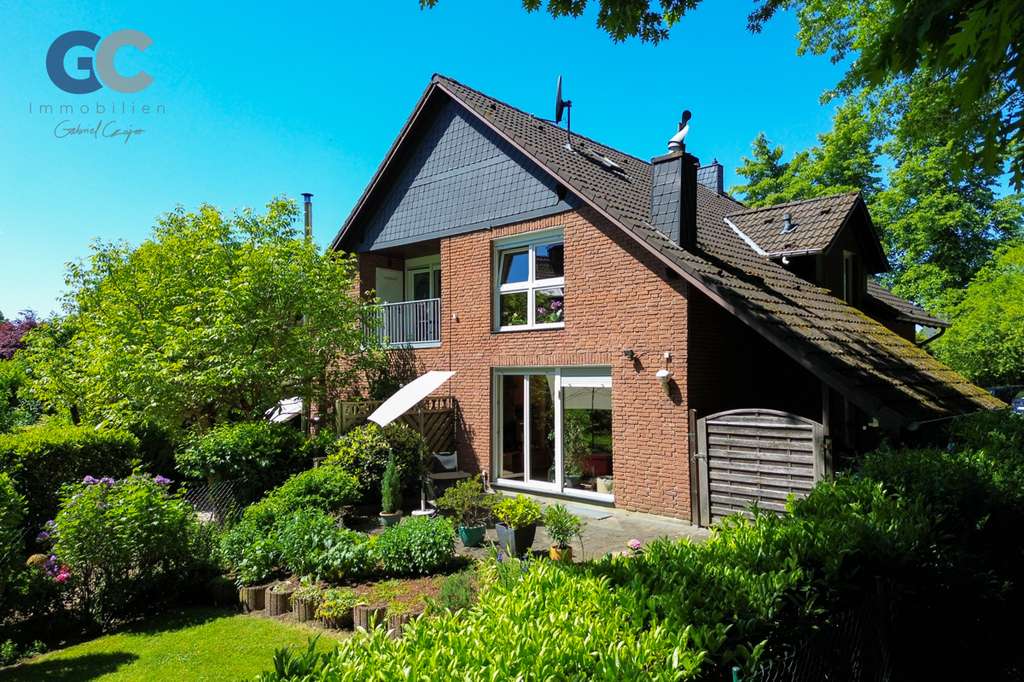 Tolle Doppelhaushälfte mit Gartenidylle in ruhiger Lage von Erkrath-Hochdahl