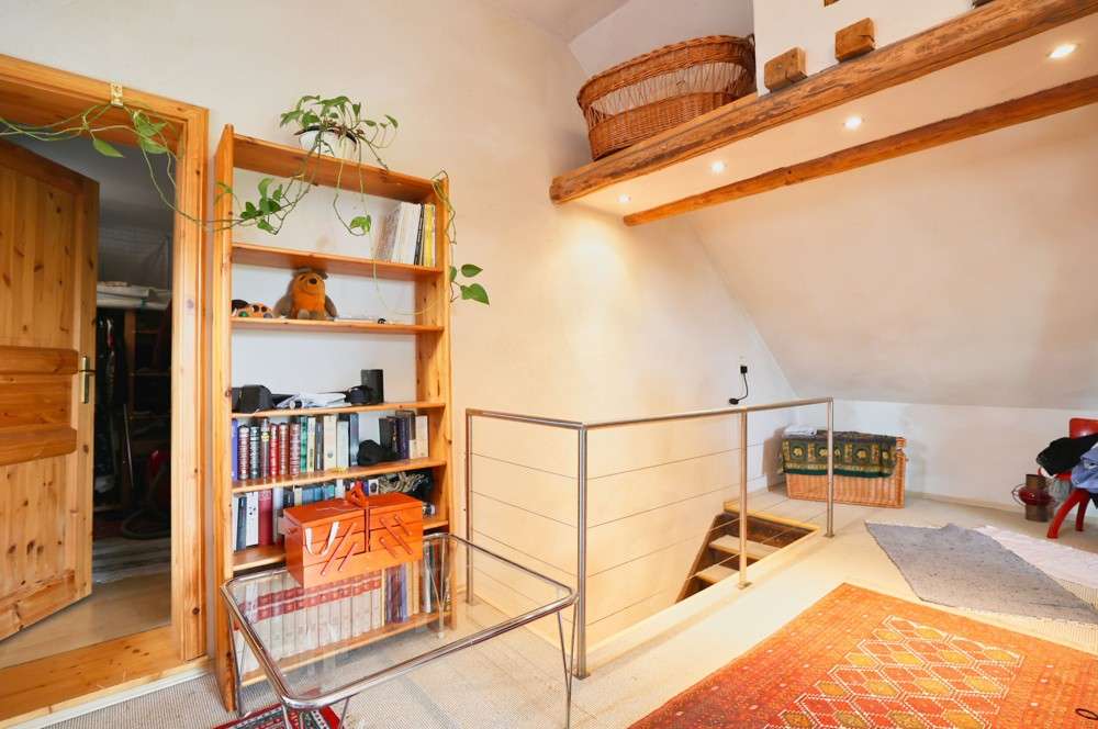 Immobilie in Lingerhahn - Gepflegtes Landhaus mit Nebengebäuden, Garten, Hof und Waldgrundstück in ruhiger Lage in Thörlingen - Bild 4