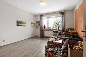 Ganderkesee | Großes Einfamilienhaus mit Einliegerwohnung in Hinterbebauung mit Garage & Loggia – Die vollständige Adresse der Immobilie erhältst du vom Anbieter., 27777 Ganderkesee – Vorschaubild 10