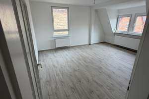 neu renovierte helle 3 Zimmer Wohnung in Stgt-West zu vermieten – Schwabstraße 83, 70197 Vogelsang, Stuttgart – Vorschaubild 3