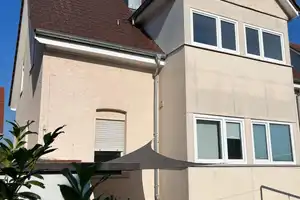 Kirchheim-Paradiesle: Wohnen in bester Lage - stilvolles EFH mit hohen Decken und viel Platz! – Esslingen (Kreis) – Vorschaubild 7