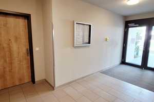 Moderne 3-Zi. Wohnung mit Einbauküche, Terrasse & TG-Stellplatz im Dörnberg-Viertel (Regensburg) – Clara-Schumann Straße 5, 93049 Regensburg – Vorschaubild 4