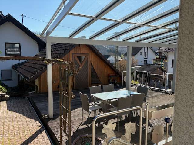 Immobilie in Netphen - Einfamilienhaus mit Einliegerwohnung in Netphen Nenkersdorf - Bild 2