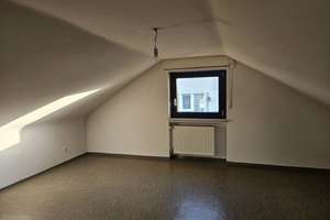Frei stehendes Einfamilienhaus in Baden-Baden-Steinbach, großer Garten, 2 Tageslichtbäder, Garage – Die vollständige Adresse der Immobilie erhältst du vom Anbieter., 76534 Steinbach, Baden-Baden – Vorschaubild 20