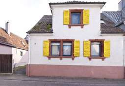 Klappläden (KI-koloriert)