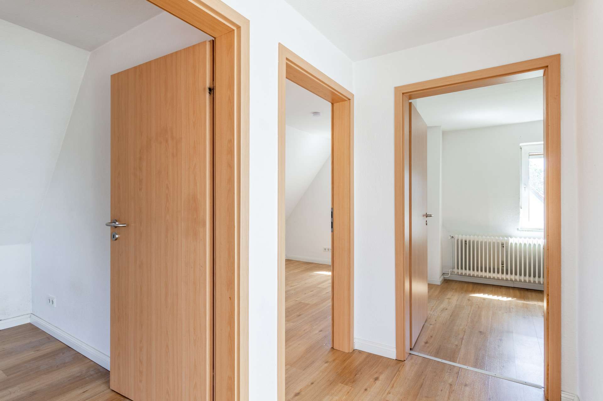 Immobilie in Wathlingen - Wathlingen Haus Kaufen. Einfamilienhaus in Wathlingen. Hauskauf Celle. Haus Kaufen Kreis Celle. - Bild 2