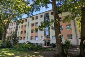 Charmante 3 Zimmerwohnung in sehr gepflegtem Zustand