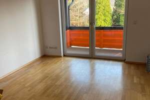 Charmantes Reihenhaus mit Garten in 08280 Aue + Garagen – Die vollständige Adresse der Immobilie erhältst du vom Anbieter., 8280 Aue – Vorschaubild 24