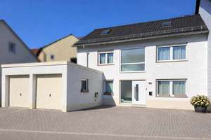 Saniertes EFH mit Terrasse und Doppelgarage – Die vollständige Adresse der Immobilie erhältst du vom Anbieter., 54311 Trierweiler – Vorschaubild 1