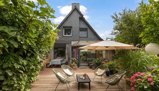 Bild von Grüner wird`s nicht - Familien Idyll mit Garten satt in Niendorf