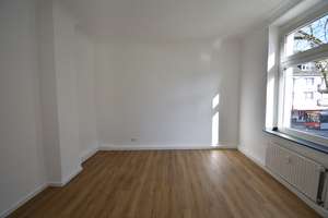Altbaucharme! Renovierte 2-Zimmer-Wohnung mit Balkon – Steubenstraße 2, 40599 Reisholz, Düsseldorf – Vorschaubild 7