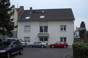 Gemütliche 2 Zimmerdachgeschosswohnung mit Balkon in Bonn-Friesdorf