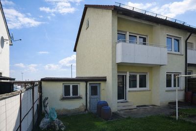 Reihenendhaus mit Potenzial: Gestalten Sie Ihr neues Zuhause