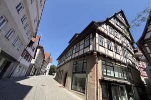 Fachwerk-Maisonette mit 7 Zimmern in Mitten der Waiblinger Altstadt