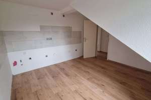 DG-Traum mit Balkon & XXL-Wohnzimmer in Duisburg-Röttgersbach – Kaiser-Friedrich-Straße 223, 47167 Röttgersbach, Duisburg – Vorschaubild 8