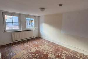 Renovierungsbedürftiges Ein- bis Zweifamilienhaus im Herzen von Lage – Die vollständige Adresse der Immobilie erhältst du vom Anbieter., 32791 Lage – Vorschaubild 4