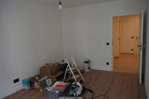 Modern sanierte 3-Zimmer-Wohnung mit Balkon, Aufzug & Klimaanlage – Stuttgart-West (Feuersee) – Silberburgstraße 129, 70176 Feuersee, Stuttgart – Vorschaubild 4