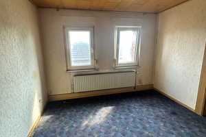Renovierungsbedürftiges Haus mit 5 Zimmern, Keller und Garage – Minden-Lübbecke (Kreis) – Vorschaubild 12