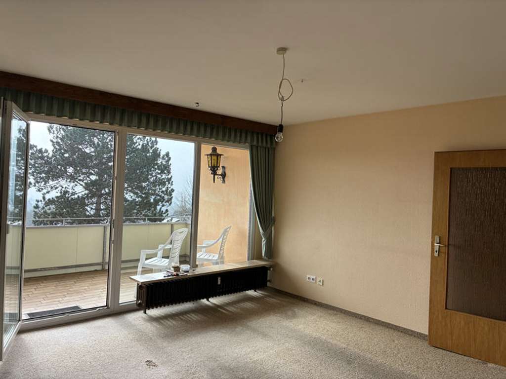 Immobilie in Einbeck - Weitblick inklusive - Wohnkomfort mit Balkon! - Bild 1