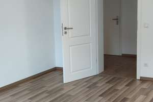 ***Traumhafte 5-R. Whg.+tolles Bad+Gäste-WC/Dusche+große Küche+Familientaugl.