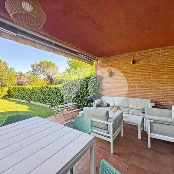 Reihenhaus zum Verkauf, Carretera del Plantío, Majadahonda, Madrid