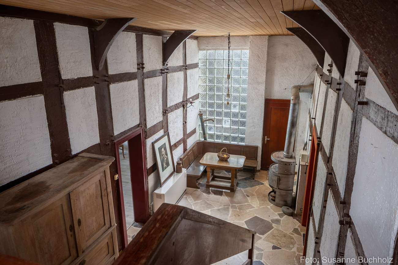 Immobilie in Kalletal - Historisches Fachwerkjuwel v. 1760 in idyllischer Lage im malerischen Kalletal - Bild 5