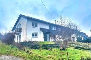 Haus mit zwei Gesichtern
und jeder Menge Optionen
 – Die vollständige Adresse der Immobilie erhältst du vom Anbieter., 55499 Riesweiler – Vorschaubild 1