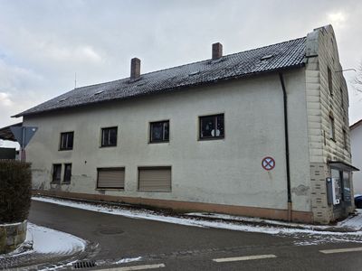 Vielseitiges Wohn- und Gewerbeobjekt mit Entwicklungspotenzial ideal für Handwerker und Investoren 3