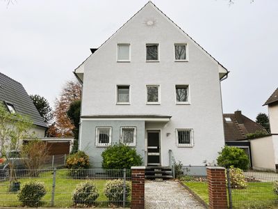 Freistehendes Dreifamilienhaus in gewachsener Wohnlage
