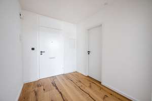 Erstbezug nach Sanierung mit West-Balkon: schöne 2-Zimmer-Wohnung in Bogenhausen, München – Klingsorstraße 10, 81927 Englschalking, München – Vorschaubild 10