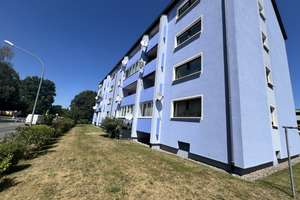 Gepflegte, helle  3-Zimmer-Wohnung mit Balkon zu verkaufen – Lessingweg 5, 95447 Altstadt, Bayreuth – Vorschaubild 2