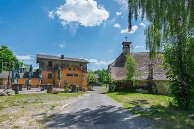 Historisches Hofensemble mit Charakter, Weitblick und Platz für große Ideen