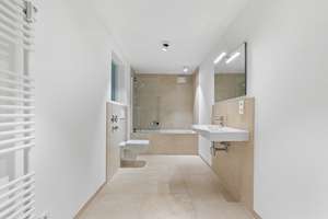 Innen charmanter Altbau, außen modern: Schöne Wohnung mit direktem Zugang zum Alsterwanderweg – Die vollständige Adresse der Immobilie erhältst du vom Anbieter., 22391 Ohlsdorf, Hamburg – Vorschaubild 12