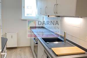 Attraktive 2-Zimmer-Wohnung mit 2 Balkone, EBK, zentraler Lager im Kiez Charlottenburg – Schillerstraße 51, 10627 Charlottenburg, Berlin – Vorschaubild 4