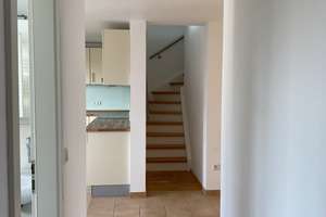 Helle 4-Zimmer-Maisonette mit Balkon und EBK in Angermund – 40489 Angermund, Düsseldorf – Vorschaubild 2