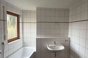 Großzügige Hochparterrewohnung mit Rundum-Terrasse – Schaffstallstraße 15, 72762 Reutlingen-Mitte, Reutlingen – Vorschaubild 5