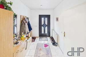 Zwei Häuser, viele Möglichkeiten – vielseitiges Wohnen auf einem Grundstück – Die vollständige Adresse der Immobilie erhältst du vom Anbieter., 39116 Ottersleben, Magdeburg – Vorschaubild 7