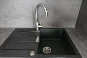 Exklusive 2-Zimmer-Erdgeschosswohnung mit Privatgarten – Holzgartenstraße 62, 93055 Weichs, Regensburg – Vorschaubild 8
